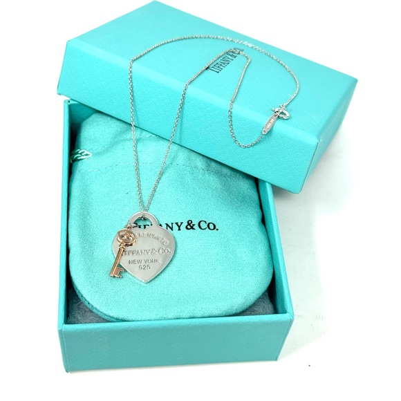 Authentic Tiffany & co. Return To Heart Tag / Key Necklace. - Picture 9 of 13
